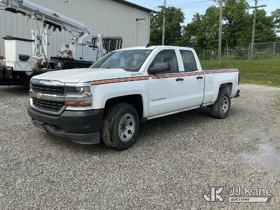 (Fort Wayne, IN) 2017 Chevrolet Silverado 1500 4x4 Extended-Cab Pickup Truck Not Running, Condition 