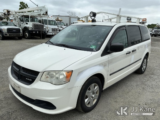 (Plymouth Meeting, PA) 2013 Ram C/V Mini Cargo Van Runs & Moves, Body & Rust Damage