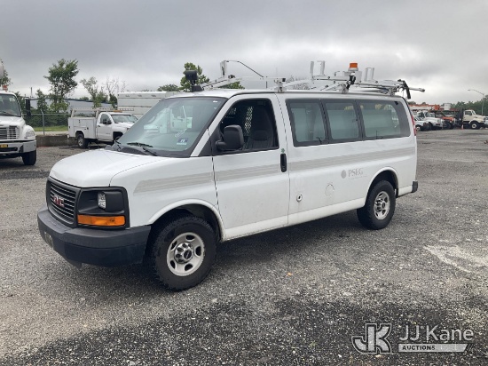 (Plymouth Meeting, PA) 2013 GMC Savana G3500 Cargo Window Van Runs & Moves, Body Damage, Missing Mir
