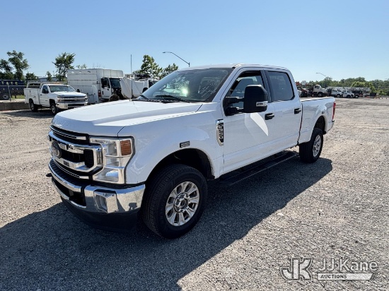 (Plymouth Meeting, PA) 2022 Ford F350 4x4 Crew-Cab Pickup Truck Runs & Moves, Jump To Start, Check E