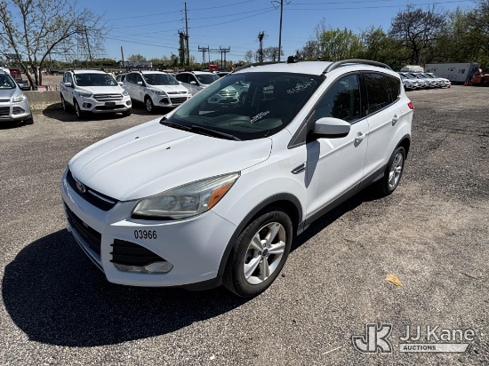 (Plymouth Meeting, PA) 2015 Ford Escape 4x4 4-Door Sport Utility Vehicle Runs & Moves, Body Damage, 
