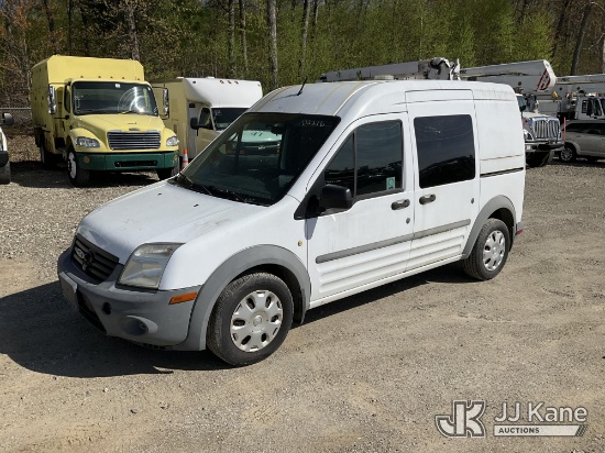 (Shrewsbury, MA) 2010 Ford Transit Connect Mini Cargo Van Runs & Moves) (Rust Damage, Seller States: