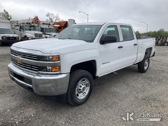 (Plymouth Meeting, PA) 2015 Chevrolet Silverado 2500HD 4x4 Crew-Cab Pickup Truck Danella Unit) (Runs