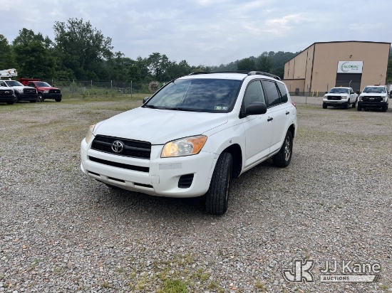 (Smock, PA) 2011 Toyota RAV4 4X4 4-Door Sport Utility Vehicle Runs & Moves, TPS Light On, Body, Pain