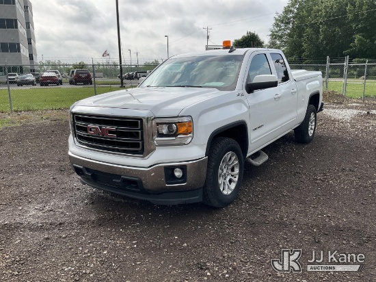 (Louisville, OH) 2015 GMC Sierra 1500 4x4 Extended-Cab Pickup Truck Runs & Moves.