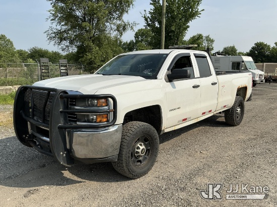 (Plymouth Meeting, PA) 2015 Chevrolet Silverado 2500HD 4x4 Extended-Cab Pickup Truck Runs & Moves, L