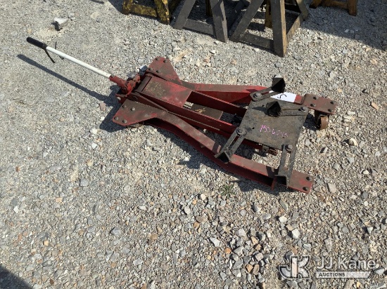 (Smock, PA) Transmission Jack (Condition Unknown) NOTE: This unit is being sold AS IS/WHERE IS via T