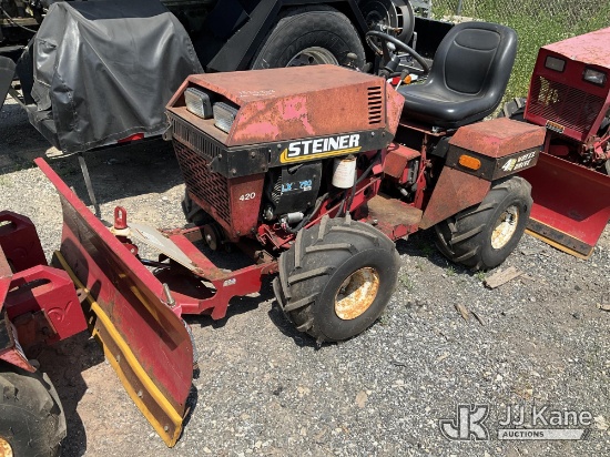 (Plymouth Meeting, PA) Steiner 420 Utility Tractor Runs
