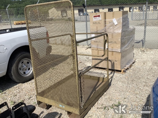 (Smock, PA) Forklift Manlift Basket (Condition Unknown) NOTE: This unit is being sold AS IS/WHERE IS