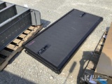 (Smock, PA) Ford F-250 Short Bed Tri-Fold Tonneau Cover (Condition Unknown) NOTE: This unit is being