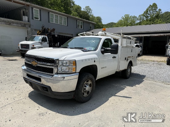 (Hanover, WV) 2013 Chevrolet Silverado 2500HD 4x4 Service Truck Not Running, Condition unknown) (Buy