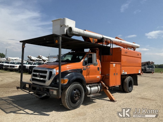 (Charlotte, MI) Altec LR756, Over-Center Bucket Truck mounted behind cab on 2015 Ford F750 Chipper D