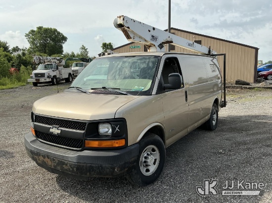(Greenfield, IN) Versalift Van28DC, Telescopic Non-Insulated Bucket Van mounted behind cab on 2005 C