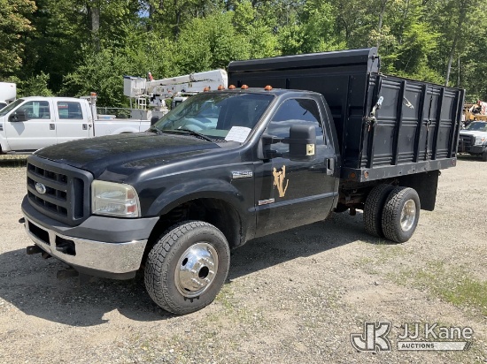 (Shrewsbury, MA) 2006 Ford F350 4x4 Dump Truck Runs, Moves & Dump Operates) (Check Engine, ABS & Air