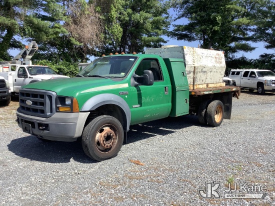 (Frederick, MD) 2006 Ford F550 Flatbed/Service Truck Runs & Moves, Requires Jump Pack To Run, Runs R
