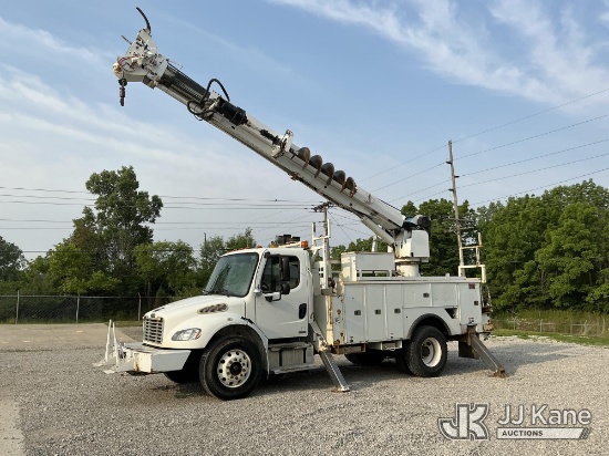 (Fort Wayne, IN) Altec DM47-TR, Digger Derrick rear mounted on 2010 Freightliner M2 106 Utility Truc