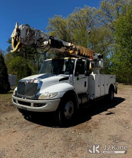 (South Windsor, CT) Altec DM47B-TR, Digger Derrick rear mounted on 2014 International 4300 4x4 Utili