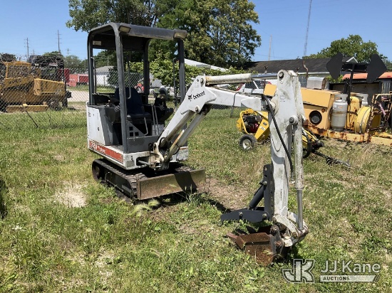 (Charlotte, MI) Bobcat 320 Mini Hydraulic Excavator Runs, Moves & Operates) (Hydraulic Leak at Base 