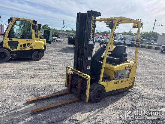 (Rome, NY) 2006 Hyster 40 3-Wheel Solid Tired Forklift Runs, Moves & Operates, No Charger