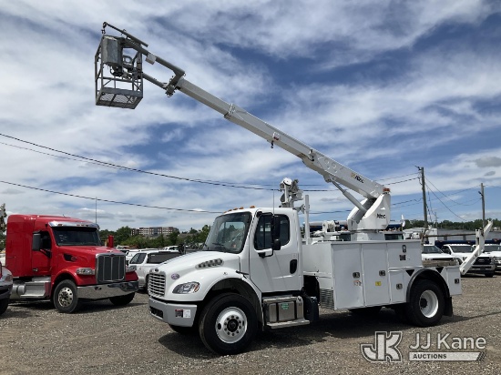 (Plymouth Meeting, PA) Altec T40P, Telescopic Non-Insulated Cable Placing Bucket Truck center mounte