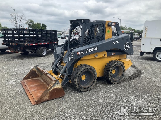 (Plymouth Meeting, PA) 2022 John Deere 330G Rubber Tired Skid Steer Loader Runs, Moves & Operates