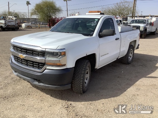 (Phoenix, AZ) 2017 Chevrolet SILVERADO 1500 4X4 Pickup Truck Runs & Moves