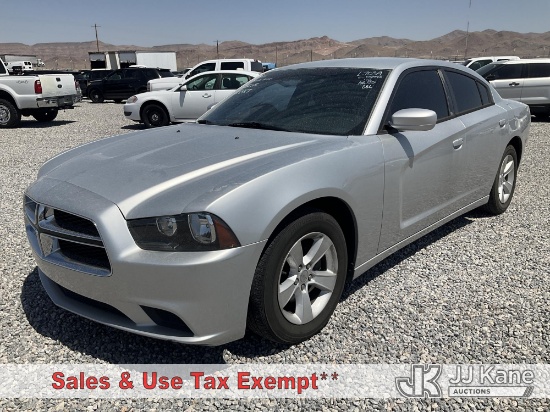 (Las Vegas, NV) 2012 Dodge Charger 4-Door Sedan Runs & Moves) (Check Engine Light On, Paint Damage