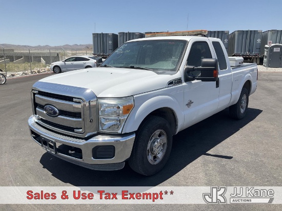 (Las Vegas, NV) 2012 Ford F250 Extended-Cab Pickup Truck Runs & Moves) (Seller States: Check Engine 