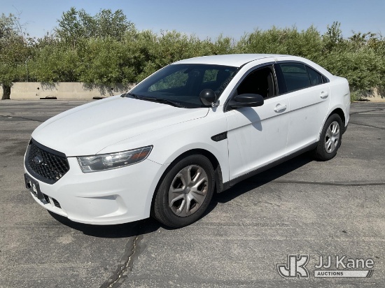 (Salt Lake City, UT) 2015 Ford Taurus AWD Interceptor 4-Door Sedan Runs & Moves) (Center Console Rem