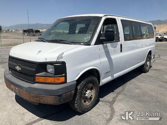 (Salt Lake City, UT) 2006 Chevrolet Express G3500 Van Runs & Moves