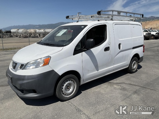 (Salt Lake City, UT) 2017 Nissan NV200 Mini Cargo Van Runs & Moves) (Airbag Light On