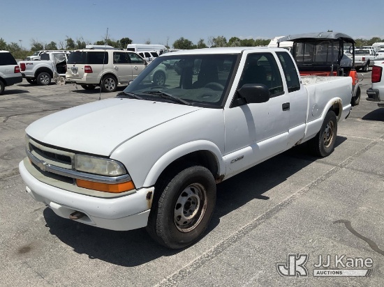 (Salt Lake City, UT) 1999 Chevrolet S10 4x4 Pickup Truck Not Running, Condition Unknown