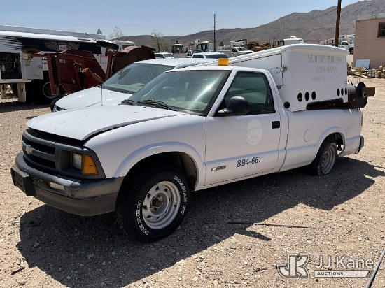(Truth Or Consequences, NM) 1995 Chevrolet S10 Extended-Cab Pickup Truck, City Owned sold with misce