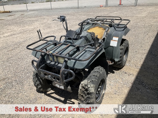(Sparks, NV) 1997 Yamaha YFM350FWB All-Terrain Vehicle Not Running, Condition Unknown)(Seat Torn, Ti