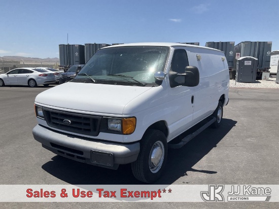 (Las Vegas, NV) 2006 Ford E250 Cargo Van Runs & Moves) (A/C Does Not Work