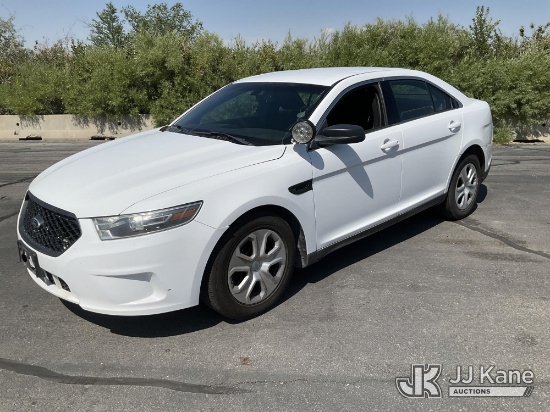 (Salt Lake City, UT) 2015 Ford Taurus AWD Interceptor 4-Door Sedan Runs & Moves) (Center Console Rem