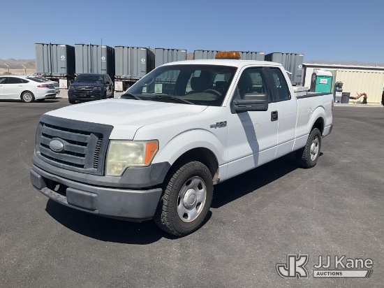 (Las Vegas, NV) 2009 Ford F150 Extended-Cab Pickup Truck Runs & Moves) (Paint Damage