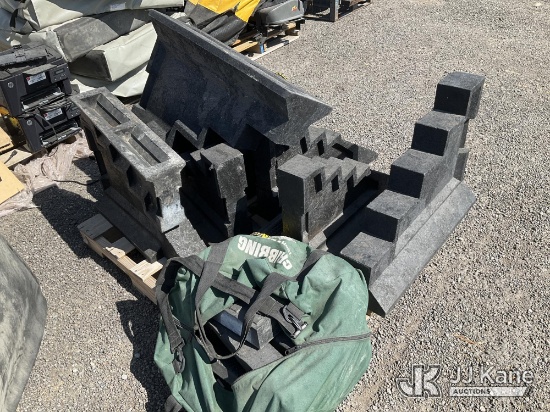 (Salt Lake City, UT) Cribbing NOTE: This unit is being sold AS IS/WHERE IS via Timed Auction and is 