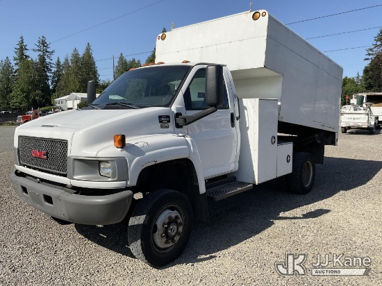 (Snohomish, WA) 2007 GMC C5500 4x4 Dump Chipper Truck Runs, Moves, & Dump Bed Operates.
