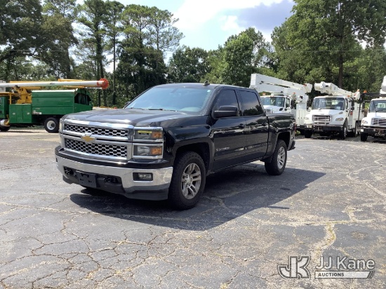 (Graysville, AL) 2015 Chevrolet Silverado 1500 4x4 Crew-Cab Pickup Truck Runs & Moves) (Body Damage
