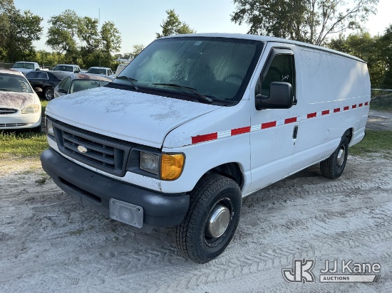 (Thonotosassa, FL) 2003 Ford E350 Cargo Van (Runs) (Does Not Move, Throttle Issue, Jump To Start, Ne