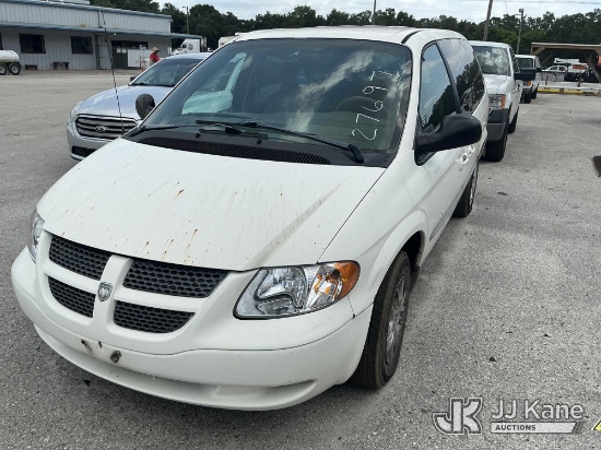 (Thonotosassa, FL) 2001 Dodge Grand Caravan Mini Passenger Van Runs & Moves) (Jump To Start, ABS Lig