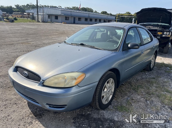 (Thonotosassa, FL) 2006 Ford Taurus 4-Door Sedan Runs & Moves) (FL Residents Purchasing Titled Items
