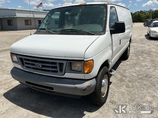 (Thonotosassa, FL) 2006 Ford Econoline Cargo Van State of FL Unit)(Runs& Moves) (Jump To Start, Body