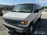 (Thonotosassa, FL) 2007 Ford E350 Passenger Van Runs & Moves) (Jump To Start, Check Engine Light On)