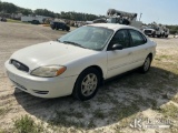 (Thonotosassa, FL) 2006 Ford Taurus 4-Door Sedan Runs & Moves) (Jump To Start, Body/Paint Damage) (F