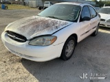 (Thonotosassa, FL) 2000 Ford Taurus 4-Door Sedan, State of FL Unit Not Running, Condition Unknown, P