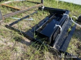 (Thonotosassa, FL) GIYI Mini Skid Steer Forks (Condition Unknown) NOTE: This unit is being sold AS I