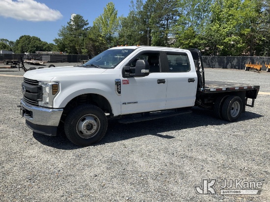 (China Grove, NC) 2018 Ford F350 4x4 Crew-Cab Flatbed Truck Runs & Moves) (Check Engine Light On, Bo