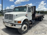 (Thonotosassa, FL) 1998 International 4700 Flatbed Truck Runs & Moves)(Jump To Start, Needs Battery,